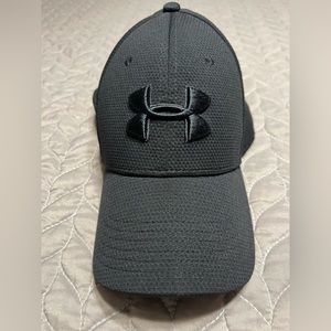 Under Armour - black on black hat